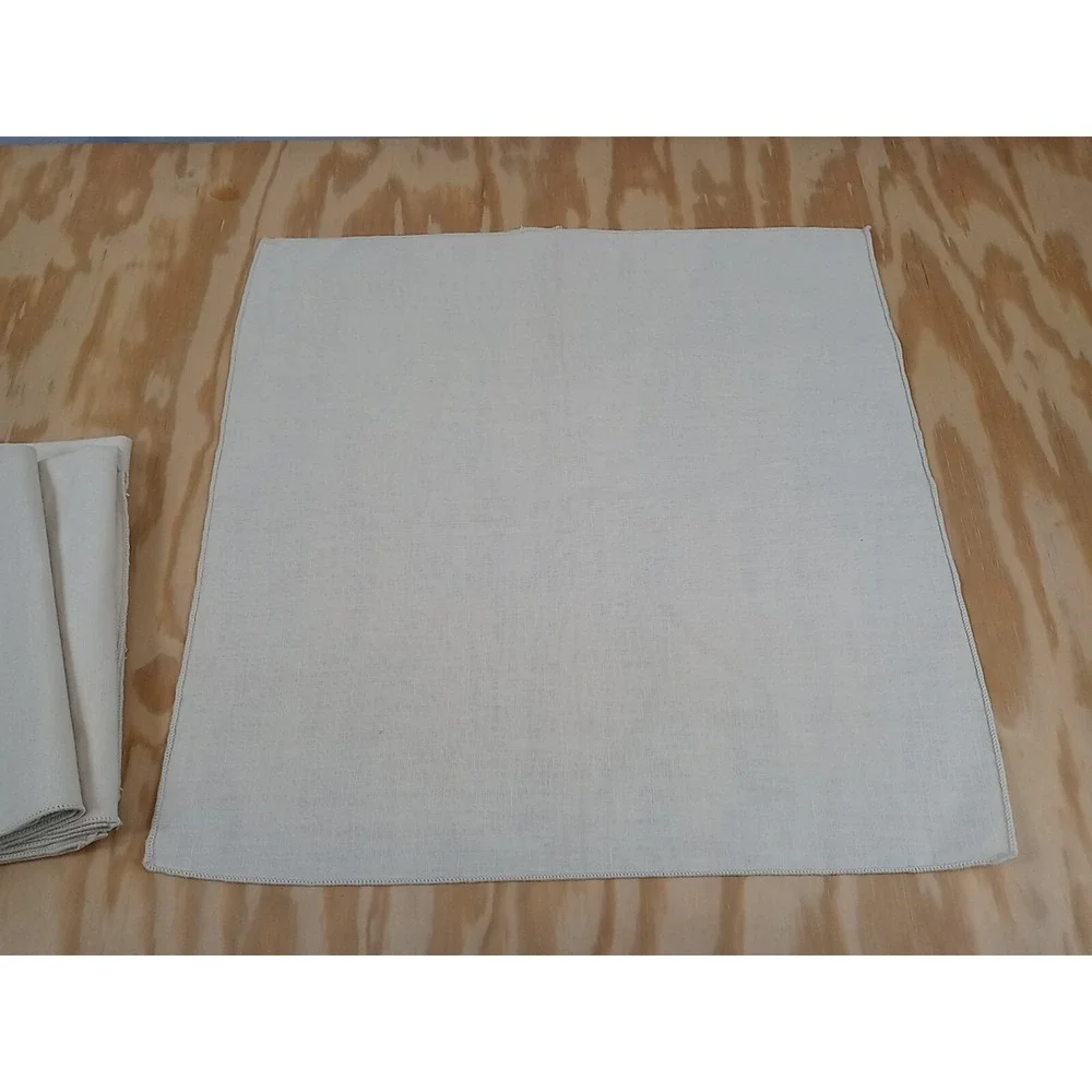Lot Of 4 Vintage White Cloth Napkins Off White‎ Beige Table Decor Dinner Napkins
